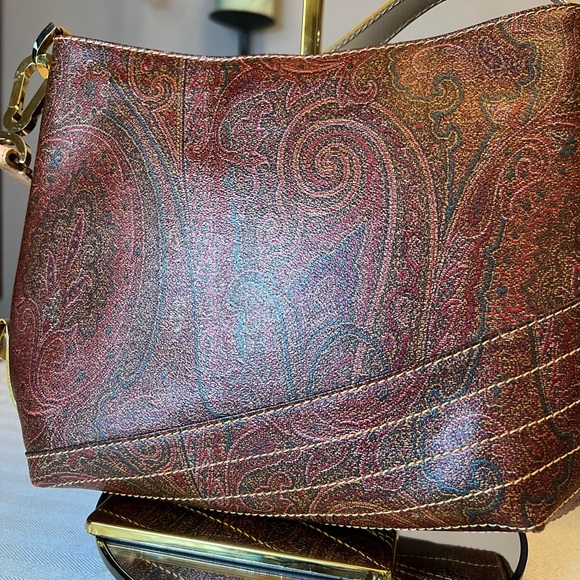 ETRO MILANO Bordeaux/Red Paisley HandBag with Adjustable Leather Strap - Picture 12 of 16